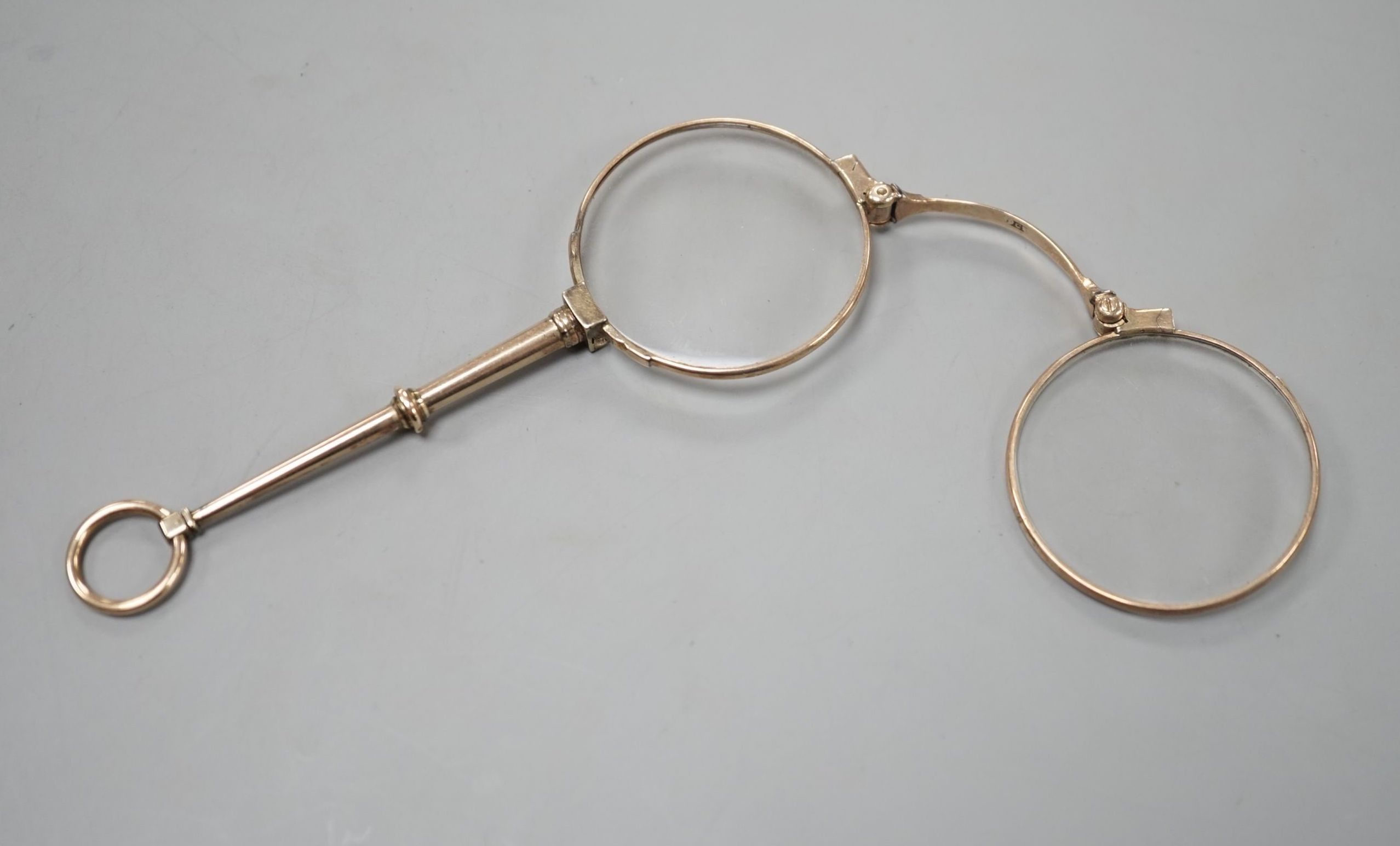 A pair of 9ct mounted lorgnettes, 11.1cm.